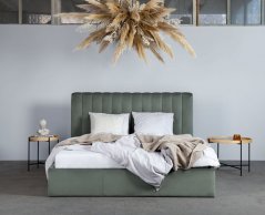 Čalouněná postel MAGGIE světle zelená/kovový rám 160x200